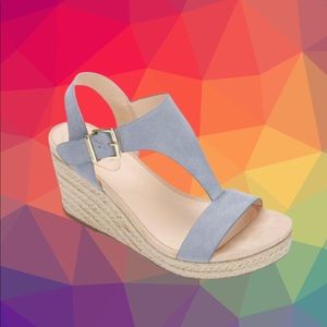 Kenneth Cole Reaction
Women's Card Wedges 7.5 NEW